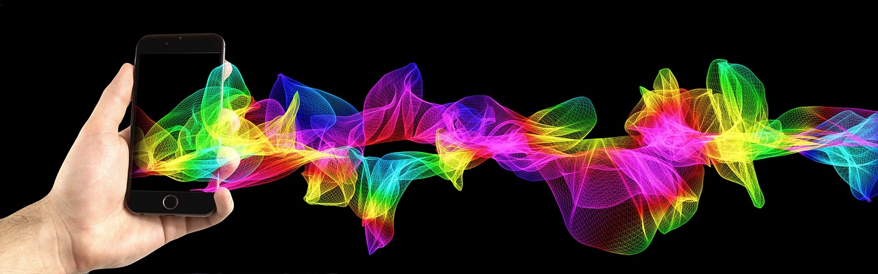 smartphone app screen trading signals