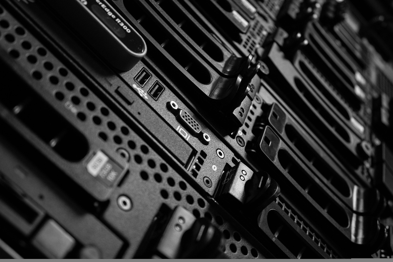 Los errores más comunes al elegir hosting web y cómo evitarlos